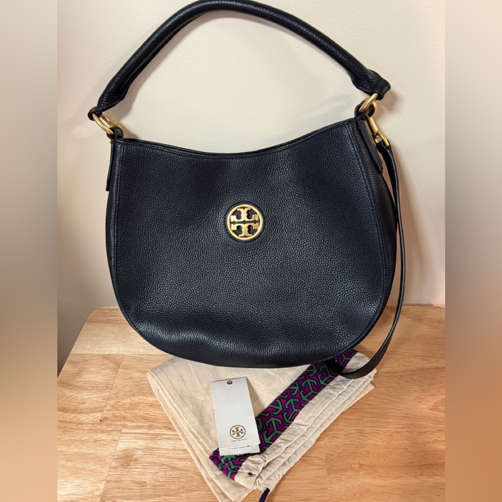 Tory Burch Shoulder Hobo Carson Pebbled Leather Cross Body Bag